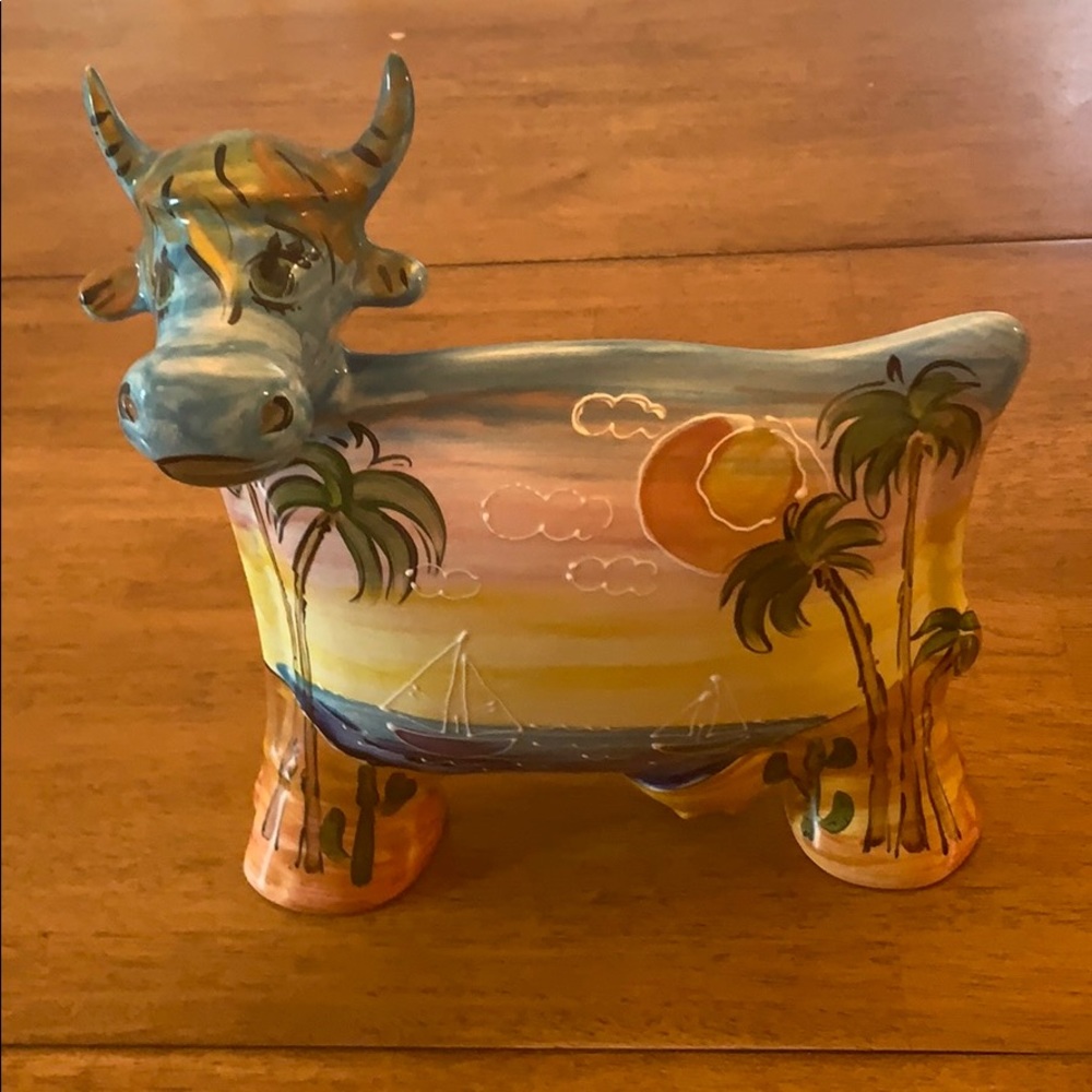 Turov Handpainted Cow Collectible